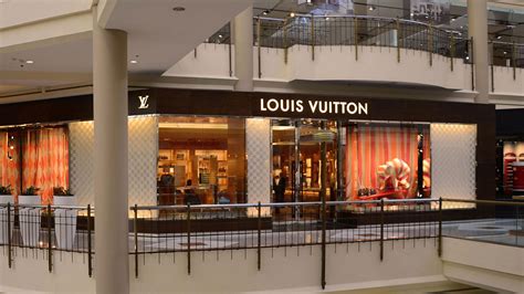 louis vuitton nearby|louis vuitton store locations us.